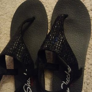 Sketcher foam sandals